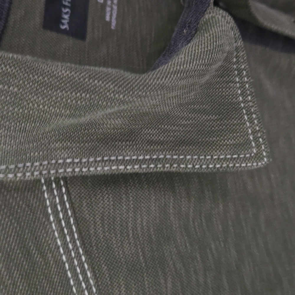 Saks Fifth Avenue short sleeve shirt - Picture 5 of 12